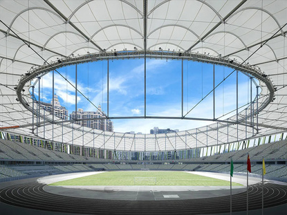 索膜體(tǐ)育場(chǎng)膜結構